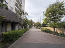 【神奈川県/川崎市川崎区京町】グリーンシア川崎京町 敷地内