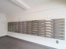 【神奈川県/横浜市神奈川区大口通】大口ハウス D棟 メールBOX