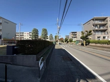 【神奈川県/相模原市南区相武台】相武台団地 2708号棟 前面道路