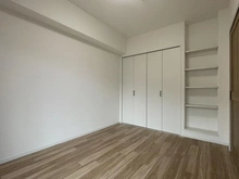 【神奈川県/横浜市港北区新吉田東】クリオ綱島十番館 洋室