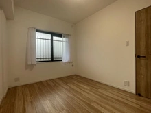 【神奈川県/横浜市港北区新吉田東】クリオ綱島十番館 洋室