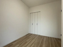 【神奈川県/横浜市港北区新吉田東】クリオ綱島十番館 洋室