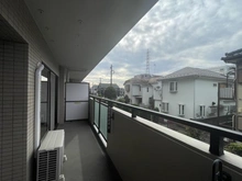 【神奈川県/横浜市港北区新吉田東】クリオ綱島十番館 バルコニー
