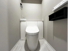 【神奈川県/川崎市高津区梶ケ谷】マイキャッスル梶ヶ谷III トイレ