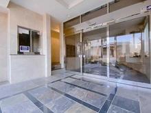 【神奈川県/横浜市青葉区荏田西】リベラル市が尾 エントランス