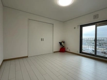 【神奈川県/川崎市宮前区平】向ケ丘遊園センチュリータウン 12号館 洋室