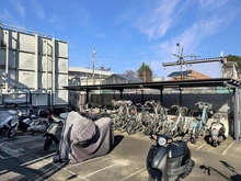 【神奈川県/横浜市瀬谷区阿久和南】マイキャッスル三ツ境II 共用施設：ミニバイク置場
