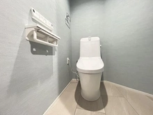 【神奈川県/川崎市高津区蟹ケ谷】ニューウェルテラス第3日吉 トイレ