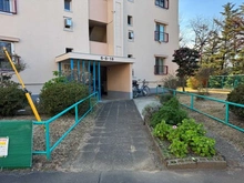 【東京都/町田市鶴川】鶴川6丁目団地6-8 　18号棟 アプローチ