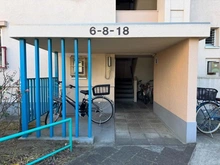 【東京都/町田市鶴川】鶴川6丁目団地6-8 　18号棟 アプローチ