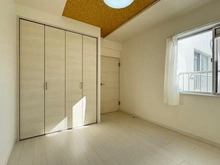 【神奈川県/川崎市多摩区東三田】ハイツ向ヶ丘遊園 洋室