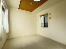 【神奈川県/川崎市多摩区東三田】ハイツ向ヶ丘遊園 洋室