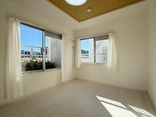 【神奈川県/川崎市多摩区東三田】ハイツ向ヶ丘遊園 洋室