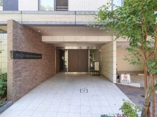 【東京都/多摩市諏訪】 プレシス多摩永山レヴィエ アプローチ