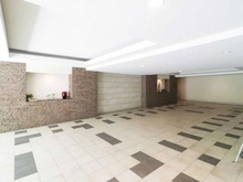 【東京都/多摩市諏訪】 プレシス多摩永山レヴィエ エントランス