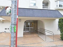 【東京都/狛江市岩戸北】豊栄喜多見マンション アプローチ