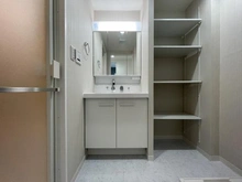 【神奈川県/横浜市神奈川区菅田町】ライオンズマンション菅田 洗面所