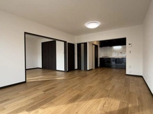 【神奈川県/横浜市金沢区並木】金沢シーサイドタウンなぎさ団地 7号棟 LDK：左：洋室