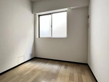 【神奈川県/川崎市高津区末長】セブンフォレストヒルメイプルコート 洋室