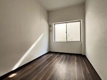 【神奈川県/川崎市高津区末長】セブンフォレストヒルメイプルコート 洋室