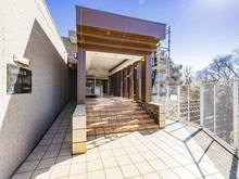 【神奈川県/川崎市高津区末長】セブンフォレストヒルメイプルコート アプローチ