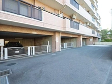 【神奈川県/川崎市麻生区上麻生】ライオンズヒルズ柿生 駐車場