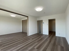 【神奈川県/横浜市南区永田台】永田台ハイツ LDK：（左）洋室