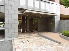 【神奈川県/川崎市高津区久本】ベルヴィータ溝の口 アプローチ