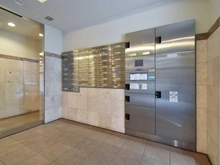 【神奈川県/川崎市高津区久本】ベルヴィータ溝の口 宅配BOX