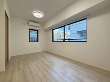 【神奈川県/横浜市鶴見区鶴見中央】ジョイフル一番館鶴見中央 リビング・ダイニング