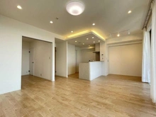 【神奈川県/川崎市高津区久本】ザ・タワー&パークス田園都市溝の口 LDK：左奥：洋室