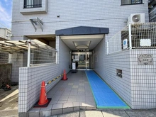 【神奈川県/川崎市高津区蟹ケ谷】ニューウェルテラス元住吉 アプローチ