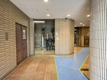 【神奈川県/川崎市高津区蟹ケ谷】ニューウェルテラス元住吉 エントランス