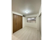 【神奈川県/横浜市栄区小菅ケ谷】ダイアパレス本郷台 サービスルーム（納戸）