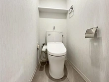 【神奈川県/川崎市高津区蟹ケ谷】ニューウェルテラス第6日吉 トイレ