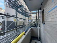 【神奈川県/横浜市港北区下田町】ライオンズガーデン日吉 バルコニー：大規模修繕工事中