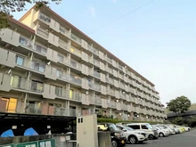 【神奈川県/横浜市港北区大豆戸町】グリーンコーポ大倉山 B棟 外観