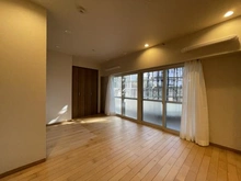 【神奈川県/横浜市港北区篠原北】ニュー菊名ハイツ リビング・ダイニング：大規模修繕工事中