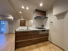 【神奈川県/横浜市港北区篠原北】ニュー菊名ハイツ キッチン：大規模修繕工事中