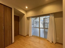 【神奈川県/横浜市港北区篠原北】ニュー菊名ハイツ 洋室：大規模修繕工事中