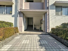 【東京都/立川市羽衣町】立川羽衣町住宅  2号棟 アプローチ