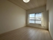 【東京都/立川市羽衣町】立川羽衣町住宅  2号棟 洋室