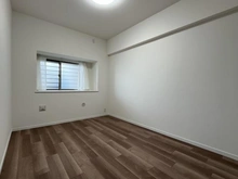 【神奈川県/川崎市宮前区梶ケ谷】エクストール宮前の丘 洋室