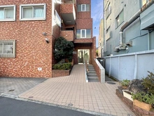 【東京都/調布市小島町】ハイライフ調布 アプローチ