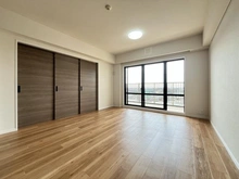 【神奈川県/川崎市高津区久本】メイフェアパークス溝の口 C棟 LDK