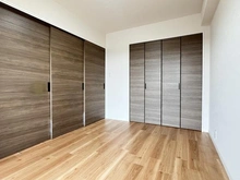 【神奈川県/川崎市高津区久本】メイフェアパークス溝の口 C棟 洋室