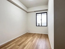 【神奈川県/川崎市高津区久本】メイフェアパークス溝の口 C棟 洋室