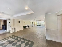 【神奈川県/川崎市高津区久本】メイフェアパークス溝の口 C棟 エントランス