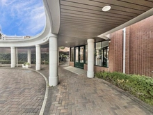 【神奈川県/川崎市高津区久本】メイフェアパークス溝の口 C棟 共用部