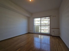 【神奈川県/横浜市青葉区奈良】ヴェルディール奈良 4号棟 洋室